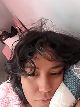 Snapshot of TamaraMera chatting on November 1, 2025, 2:11 pm TamaraMera online show from November 1, 2025, 2:11 pm