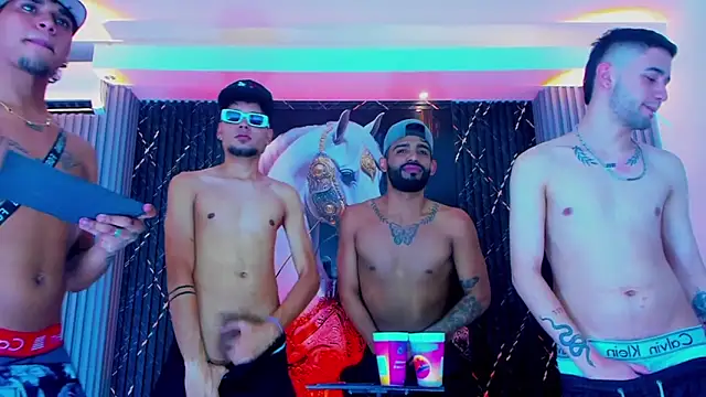 Snapshot of Dominic_Max_ chatting on September 15, 2025, 5:02 pm Dominic Max online show from September 15, 2025, 5:02 pm