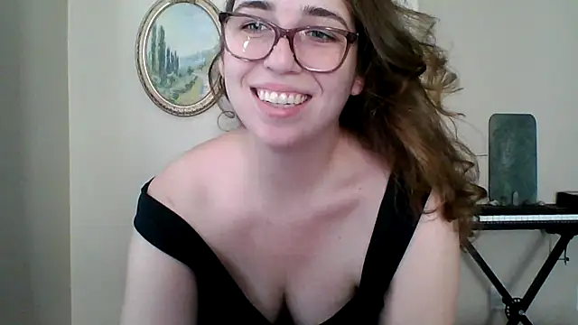 Snapshot of sweetsocalgirl chatting on July 2, 2026, 2:01 am sweetsocalgirl online show from July 2, 2026, 2:01 am