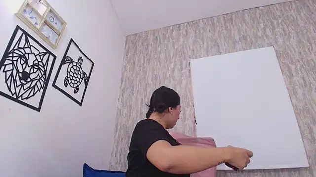 abbypratt online show from November 11, 2025, 7:19 pm