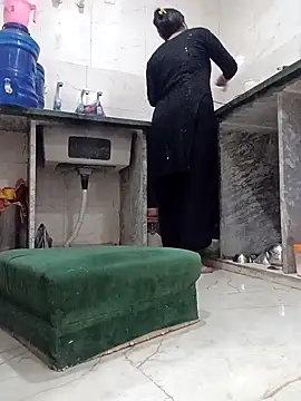 Snapshot of kajal_01raj chatting on November 18, 2025, 3:54 am kajal 01raj online show from November 18, 2025, 3:54 am