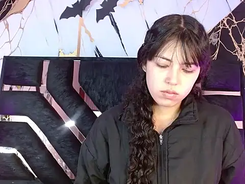 malejahotcs01 online show from November 11, 2025, 11:38 am