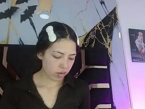 malejahotcs01 online show from November 10, 2025, 11:15 am