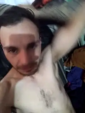 Pilantra12345 online show from November 1, 2025, 3:17 pm