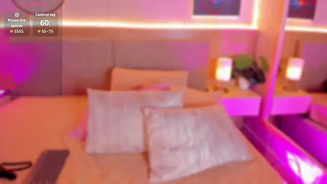 Meloddy Rose online show from October 31, 2025, 3:36 am