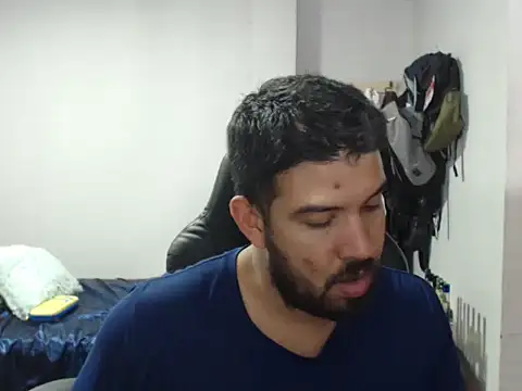 Axel11113 online show from October 11, 2025, 4:46 am