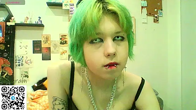 CarolineRichter online show from February 9, 2026, 1:36 am