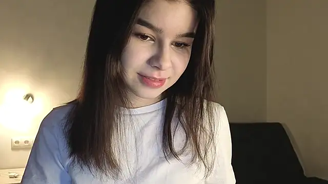 Snapshot of sladkoezzzka chatting on November 15, 2025, 5:50 pm sladkoezzzka online show from November 15, 2025, 5:50 pm