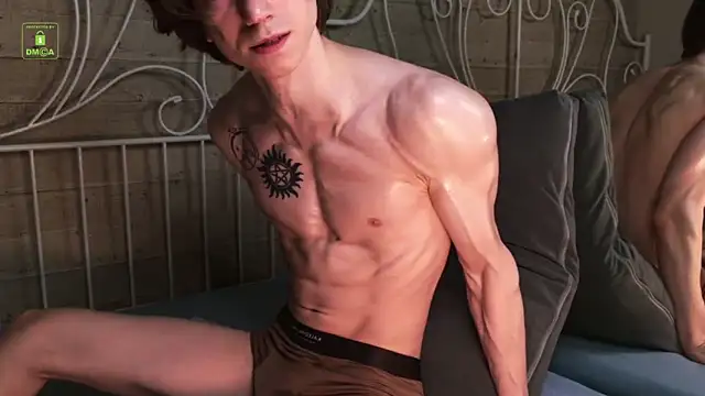 Snapshot of ares_pallini chatting on March 4, 2026, 4:31 am ares pallini online show from March 4, 2026, 4:31 am