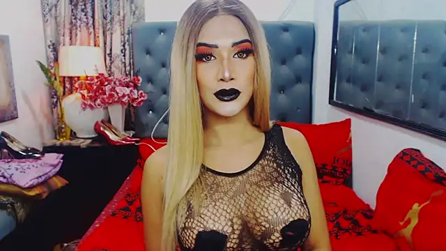 Snapshot of Mistress4fun chatting on November 11, 2025, 2:34 pm Mistress4fun online show from November 11, 2025, 2:34 pm