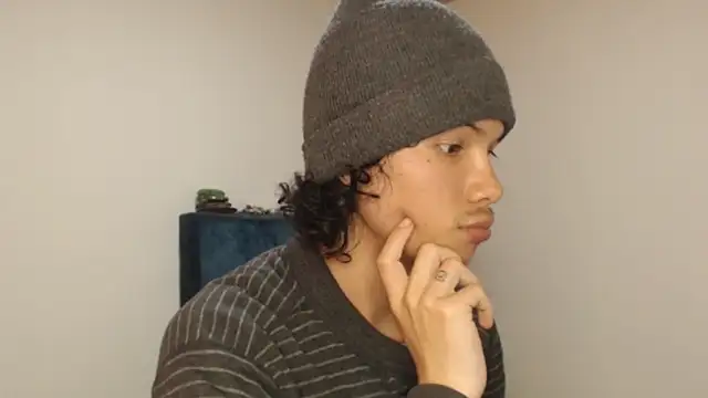 Snapshot of Xoxo_Smiles chatting on September 10, 2025, 6:18 pm Xoxo Smiles online show from September 10, 2025, 6:18 pm