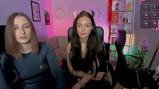eva smiith  online show from May 28, 2026, 5:37 am