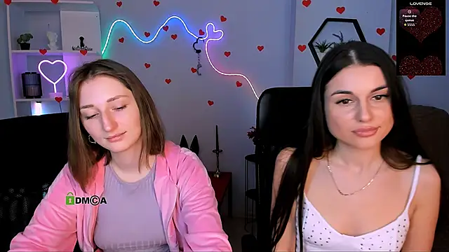 eva smiith  online show from April 9, 2026, 6:19 am