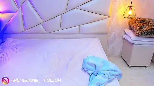 lulukawai16 online show from December 1, 2025, 7:37 pm