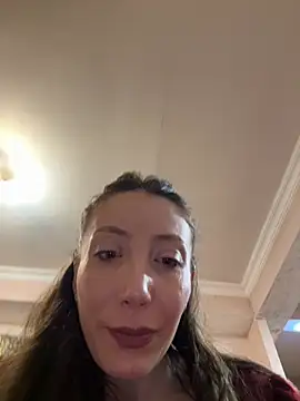 HellaryTourent online show from February 7, 2026, 6:38 pm