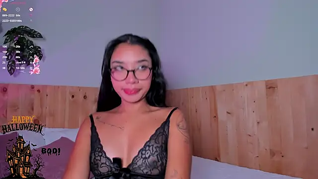 Snapshot of MissPocahontass chatting on October 28, 2025, 11:20 am MissPocahontass online show from October 28, 2025, 11:20 am