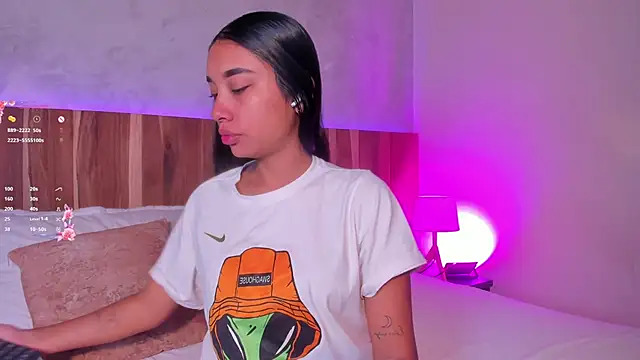 Snapshot of MissPocahontass chatting on November 29, 2025, 11:54 am MissPocahontass online show from November 29, 2025, 11:54 am