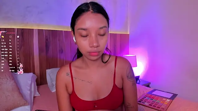 Snapshot of MissPocahontass chatting on November 25, 2025, 11:54 am MissPocahontass online show from November 25, 2025, 11:54 am