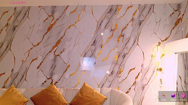 AgathaKondo  online show from October 26, 2025, 8:31 pm