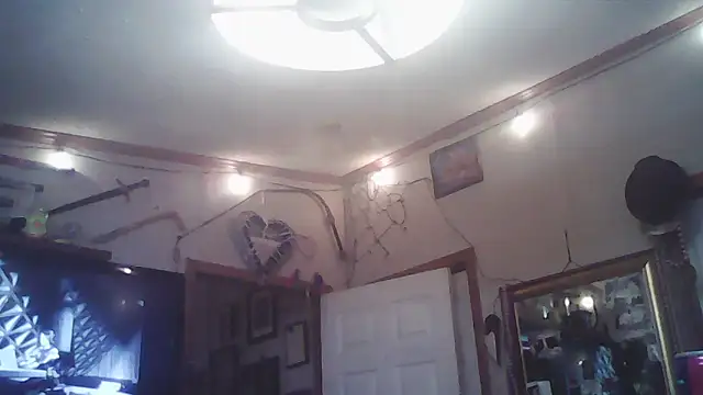 BonnienClyde5421 online show from February 9, 2026, 12:19 am