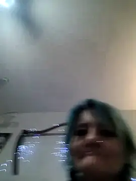 Snapshot of Evieskyy@xh chatting on September 18, 2025, 12:35 am Evieskyyxh online show from September 18, 2025, 12:35 am