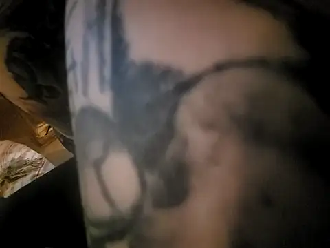 Snapshot of Evieskyy@xh chatting on September 21, 2025, 10:15 pm Evieskyyxh online show from September 21, 2025, 10:15 pm