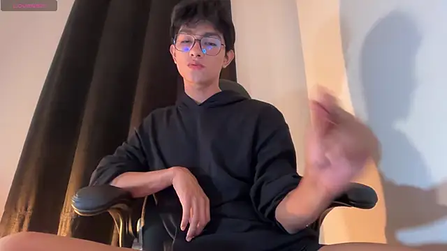 Angel bunny2 online show from January 7, 2026, 4:06 am