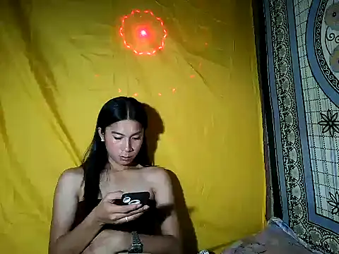 Snapshot of Asian_PrettyAle chatting on May 5, 2026, 1:25 pm Asian PrettyAle online show from May 5, 2026, 1:25 pm