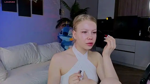 Snapshot of emilyshepar_d chatting on June 5, 2026, 2:49 am emilyshepar d online show from June 5, 2026, 2:49 am