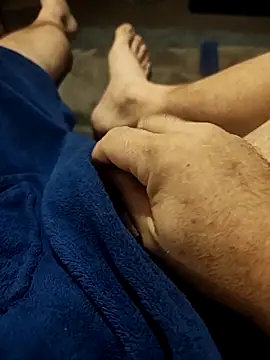 Snapshot of hubbyfun19 chatting on January 18, 2026, 6:39 am hubbyfun19 online show from January 18, 2026, 6:39 am