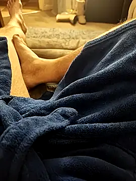 Snapshot of hubbyfun19 chatting on February 7, 2026, 5:48 am hubbyfun19 online show from February 7, 2026, 5:48 am