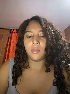 Snapshot of AnaisVelvet11 chatting on November 23, 2025, 2:10 am AnaisVelvet11 online show from November 23, 2025, 2:10 am