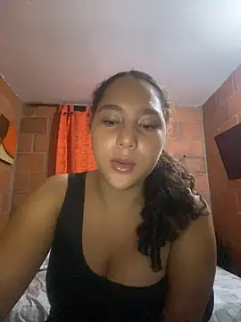 Snapshot of AnaisVelvet11 chatting on October 26, 2025, 12:22 am AnaisVelvet11 online show from October 26, 2025, 12:22 am