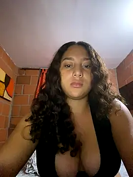 Snapshot of AnaisVelvet11 chatting on November 19, 2025, 12:21 am AnaisVelvet11 online show from November 19, 2025, 12:21 am