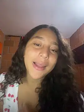 Snapshot of AnaisVelvet11 chatting on November 12, 2025, 12:37 am AnaisVelvet11 online show from November 12, 2025, 12:37 am