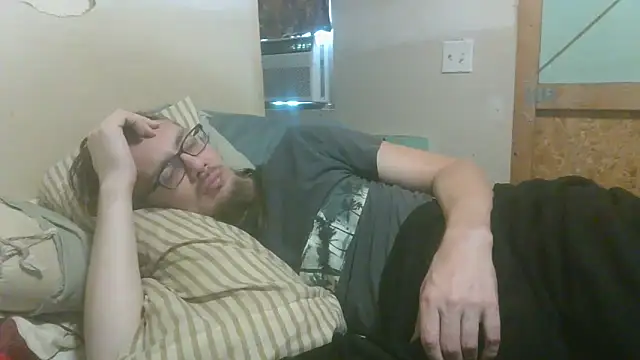 Snapshot of dandonn chatting on May 24, 2026, 5:24 pm dandonn online show from May 24, 2026, 5:24 pm