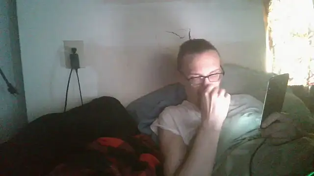 Snapshot of dandonn chatting on April 25, 2026, 4:04 pm dandonn online show from April 25, 2026, 4:04 pm