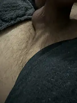 akrap11 online show from April 3, 2026, 1:45 am