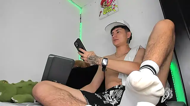 Mateo Escobar online show from March 16, 2026, 2:30 am