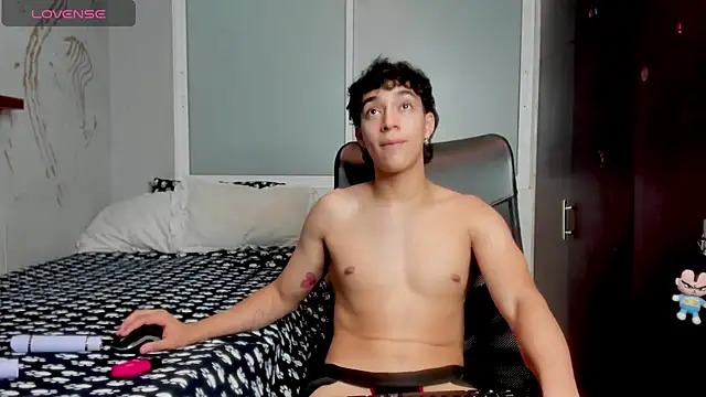 Noxx starkK online show from December 13, 2025, 8:04 pm