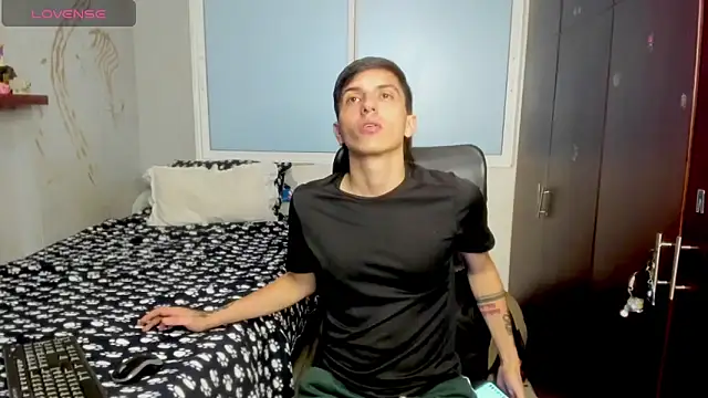 Noxx starkK online show from November 22, 2025, 11:14 pm