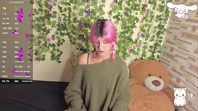 Snapshot of Amy_Moonlight chatting on July 6, 2026, 10:56 pm Amy Moonlight online show from July 6, 2026, 10:56 pm