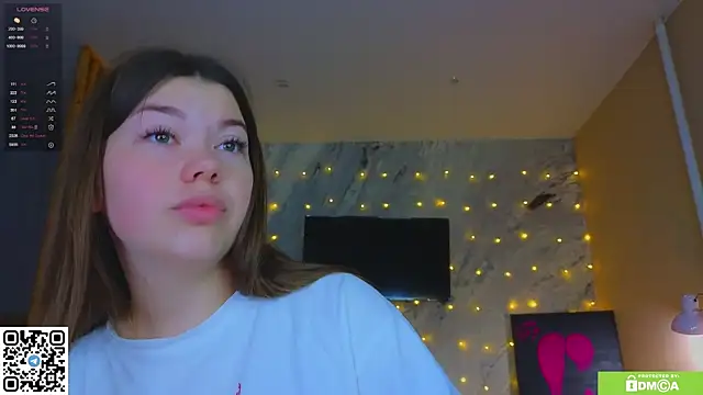 Snapshot of miss_bubbles_ chatting on January 11, 2026, 12:39 am miss bubbles online show from January 11, 2026, 12:39 am