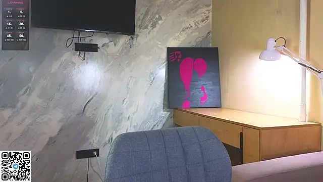 Snapshot of miss_bubbles_ chatting on October 11, 2025, 12:22 am miss bubbles online show from October 11, 2025, 12:22 am