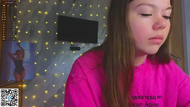 Snapshot of miss_bubbles_ chatting on December 21, 2025, 12:57 am miss bubbles online show from December 21, 2025, 12:57 am