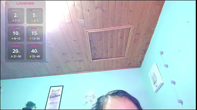 angelic coral online show from June 30, 2026, 3:28 am