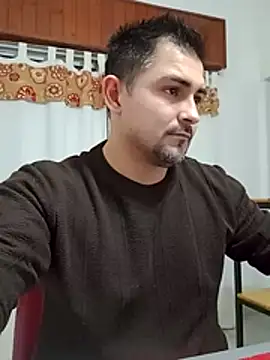 Bradd 32 online show from June 22, 2026, 2:17 am