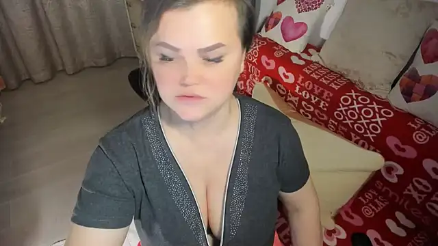 Snapshot of MildMature chatting on January 21, 2025, 3:54 pm MildMature online show from January 21, 2025, 3:54 pm