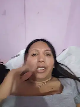 Snapshot of senciya chatting on July 8, 2026, 9:48 pm senciya online show from July 8, 2026, 9:48 pm