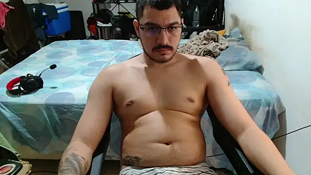 Leonino231 online show from February 26, 2026, 10:10 pm